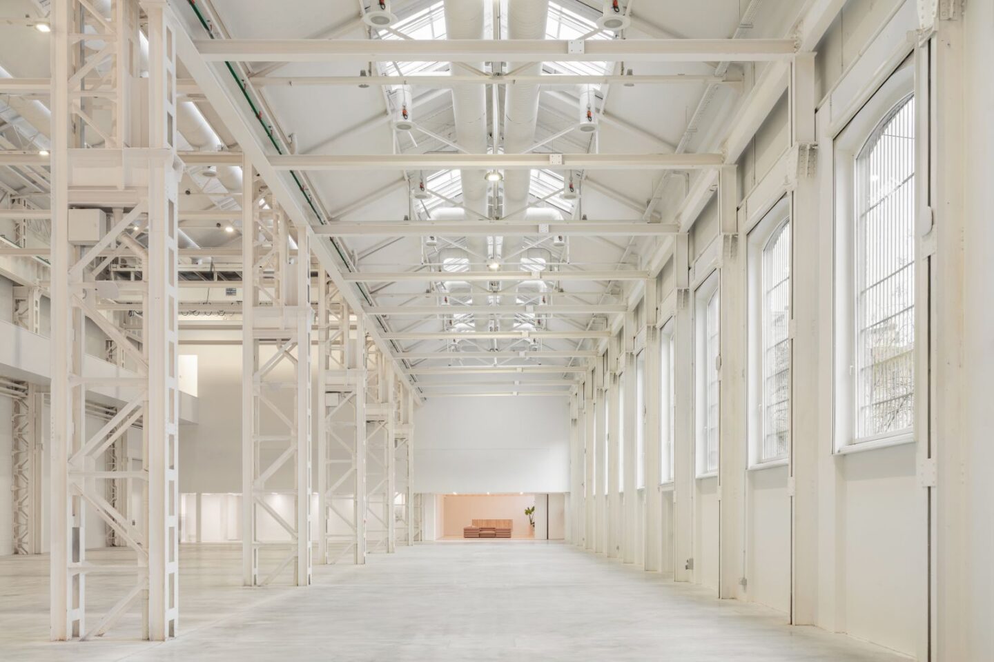 FASHION HEADQUARTERS: la riqualificazione del workplace dall’industria alla moda nel talk di NiiProgetti con Politecnica